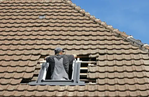 Pose de velux - Vieille-Église